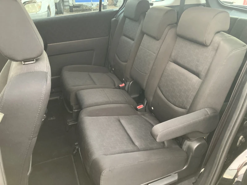 Mazda 5 2.0Automat, снимка 8 - Автомобили и джипове - 46998827