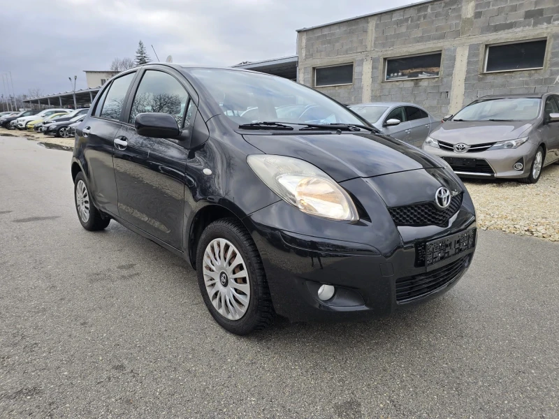 Toyota Yaris 147хил. Facelift , снимка 2 - Автомобили и джипове - 47269352