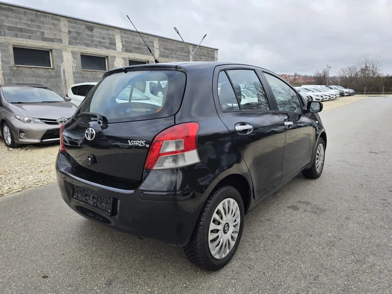 Toyota Yaris 147хил. Facelift , снимка 5 - Автомобили и джипове - 47269352