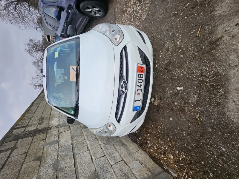 Hyundai I10, снимка 1 - Автомобили и джипове - 48429175