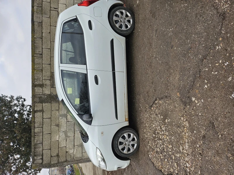 Hyundai I10, снимка 2 - Автомобили и джипове - 48429175