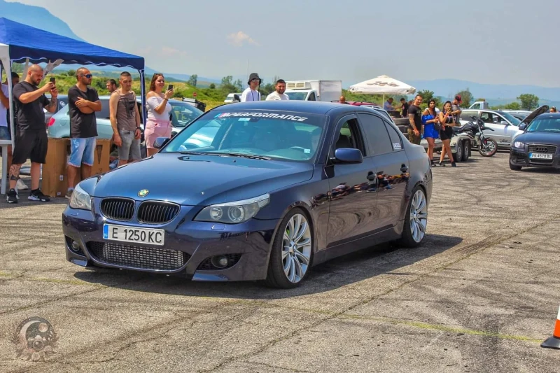 BMW 530, снимка 7 - Автомобили и джипове - 49451643