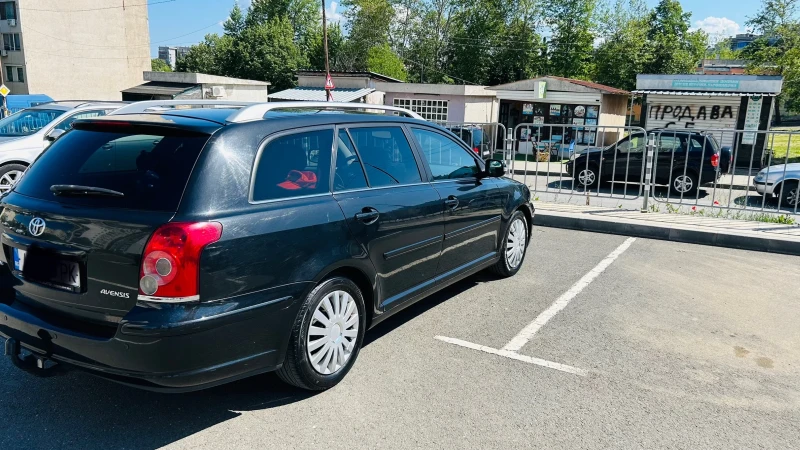 Toyota Avensis 1.8 129кс vvti, снимка 4 - Автомобили и джипове - 52382850