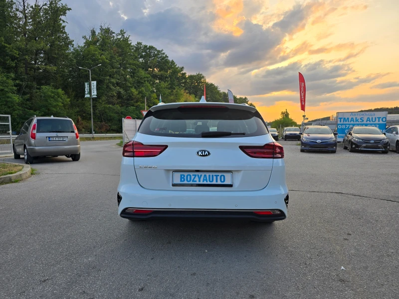 Kia Ceed 1.6CRDI/116ps/DCT7, снимка 6 - Автомобили и джипове - 51290564
