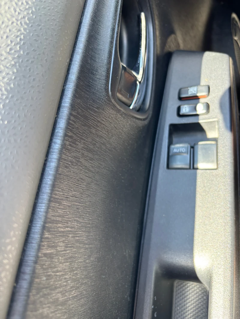 Toyota Yaris 1, 3, снимка 13 - Автомобили и джипове - 51542050