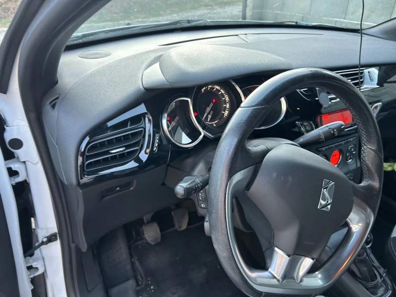 Citroen DS3 1.4 HDI, снимка 7 - Автомобили и джипове - 52439723