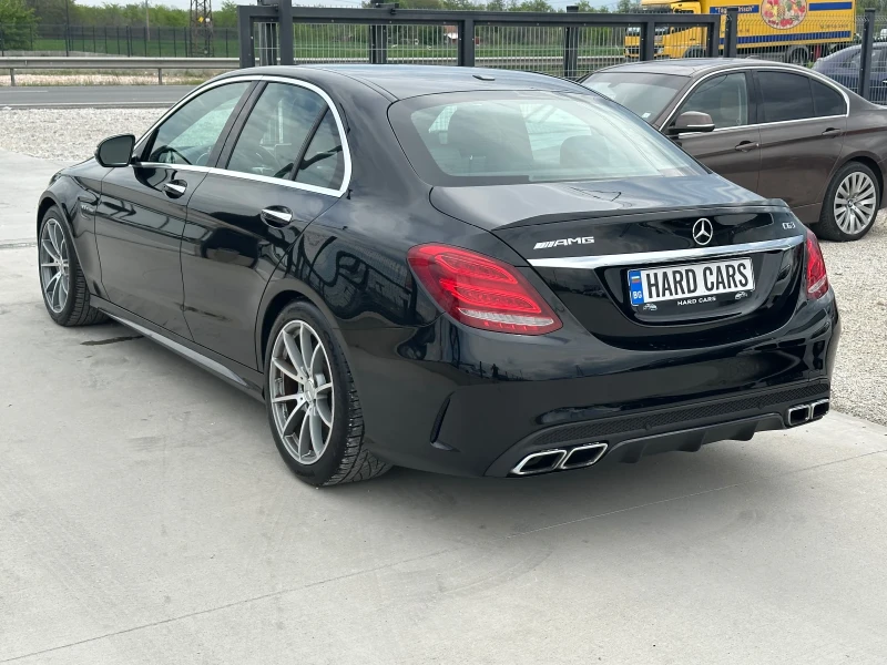 Mercedes-Benz C 63 AMG, снимка 4 - Автомобили и джипове - 52325148