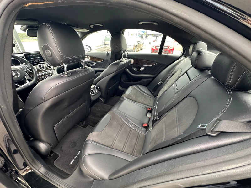 Mercedes-Benz C 63 AMG, снимка 13 - Автомобили и джипове - 52325148