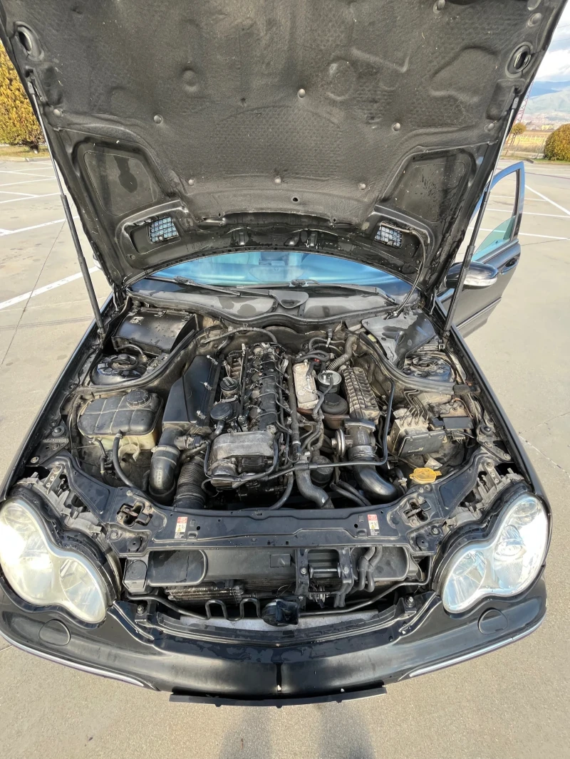 Mercedes-Benz C 270, снимка 8 - Автомобили и джипове - 52595709