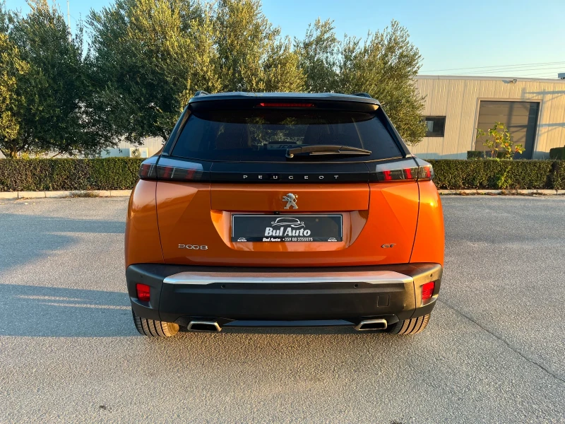 Peugeot 2008 1.2 PureTech GT Pack, снимка 6 - Автомобили и джипове - 53050694
