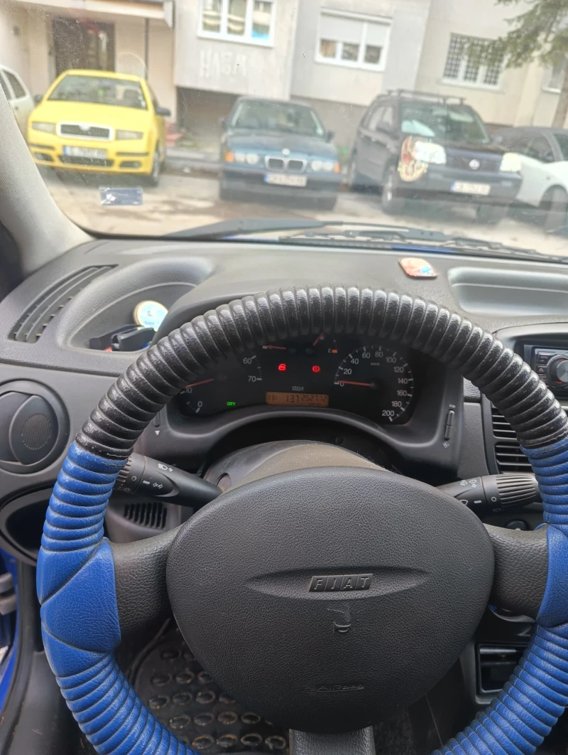 Fiat Punto, снимка 2 - Автомобили и джипове - 53419993