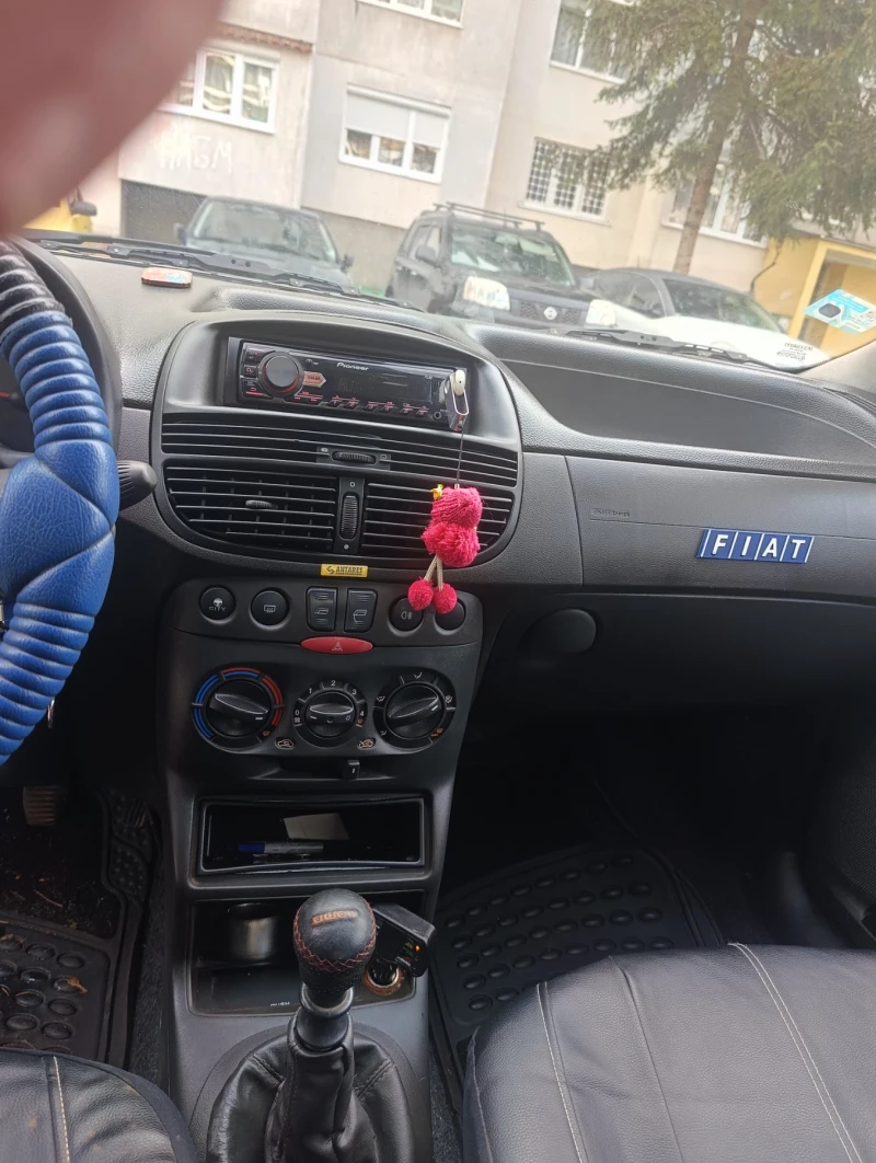 Fiat Punto, снимка 3 - Автомобили и джипове - 53419993