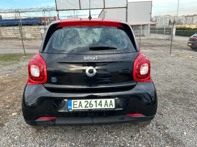 Smart Forfour, снимка 9 - Автомобили и джипове - 47437947