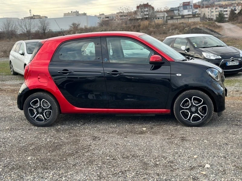 Smart Forfour, снимка 4 - Автомобили и джипове - 49065052