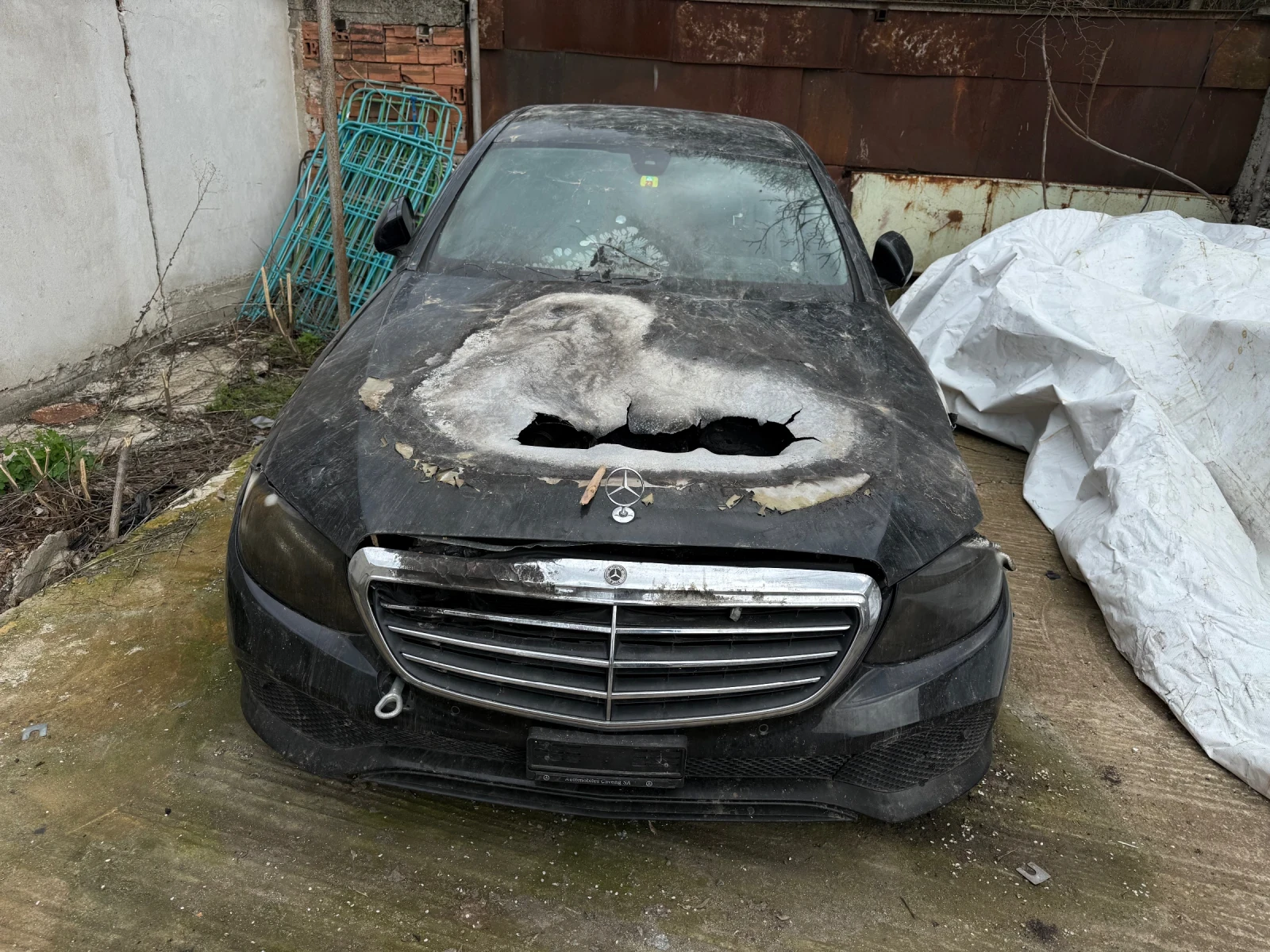 Mercedes-Benz E 220, снимка 1