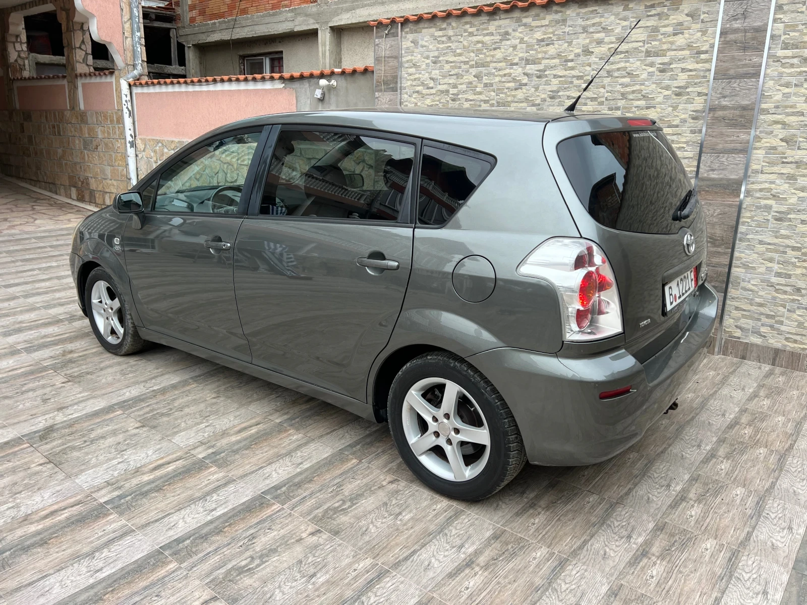 Toyota Corolla verso  - изображение 4