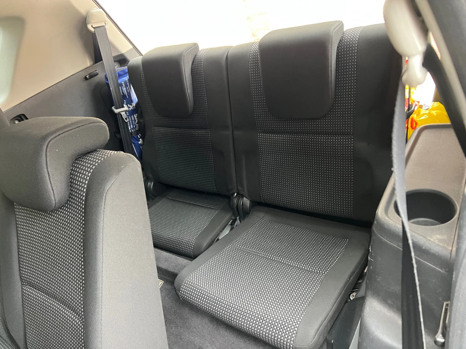 Toyota Corolla verso  - изображение 10