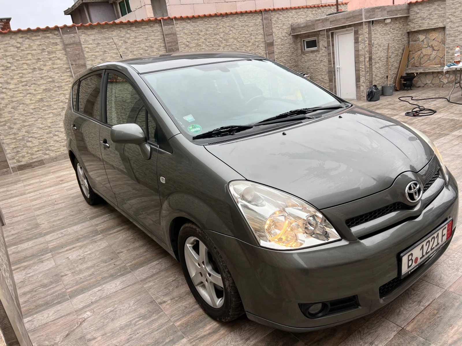 Toyota Corolla verso  - изображение 3