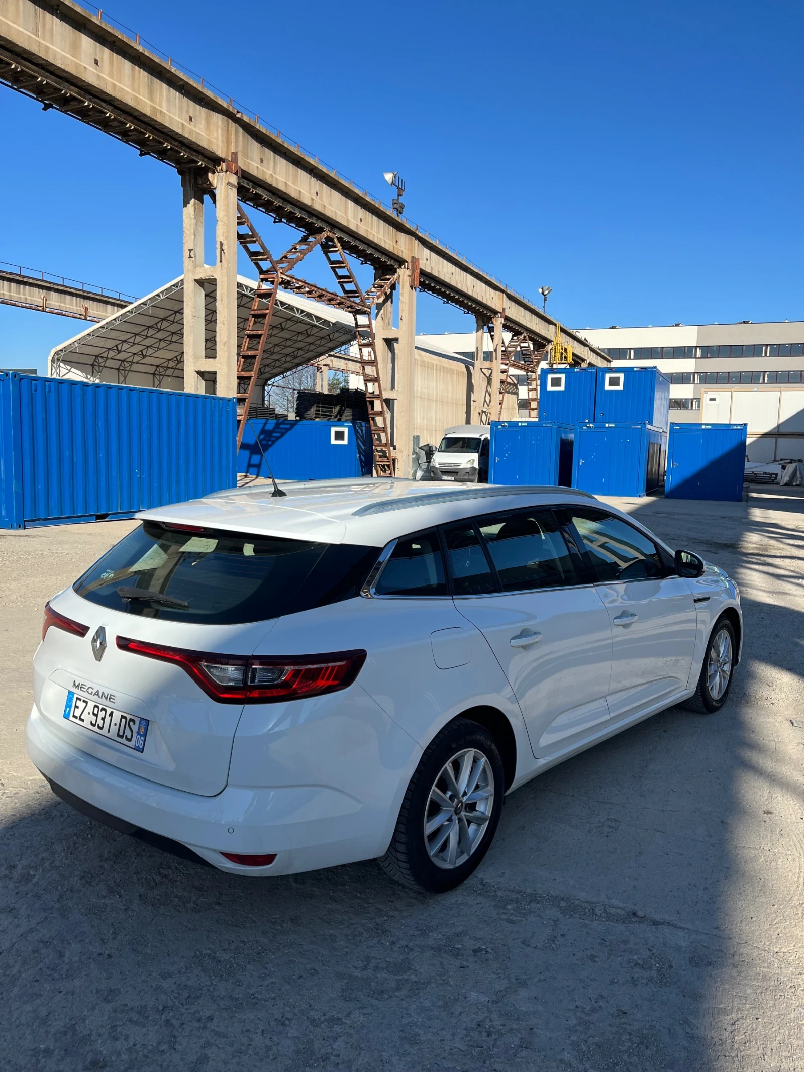 Renault Megane 1.5/110/АВТОМАТИК/НОВ ВНОС - изображение 7