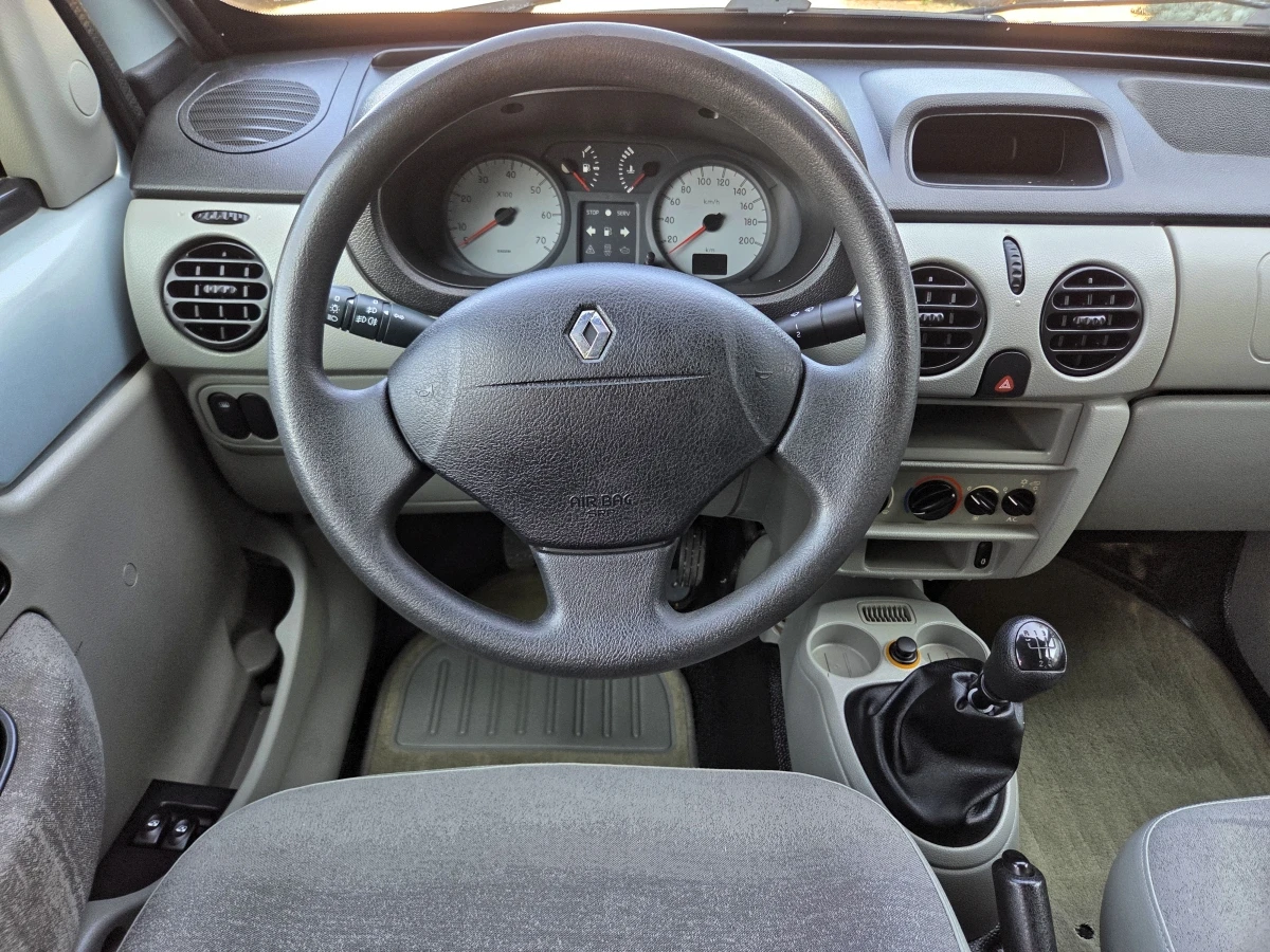 Renault Kangoo 1.5dCi 82hp Privilege - изображение 9