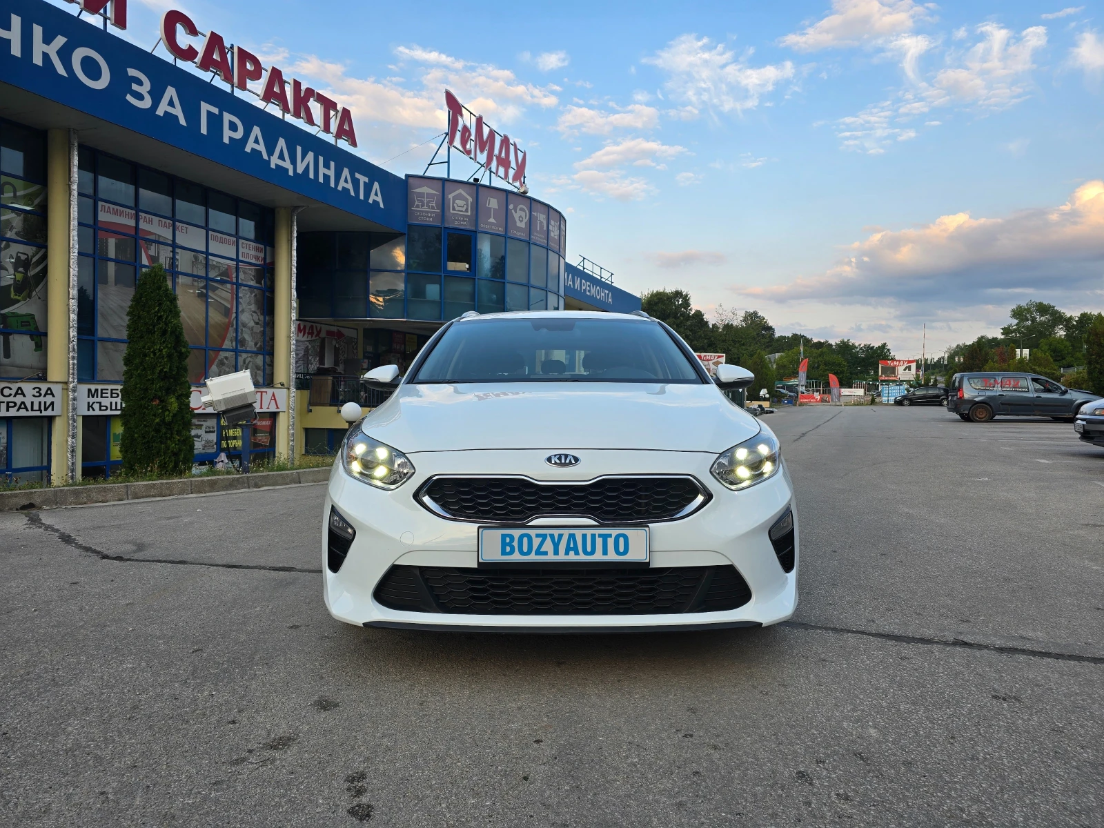 Kia Ceed 1.6CRDI/116ps/DCT7 - изображение 2