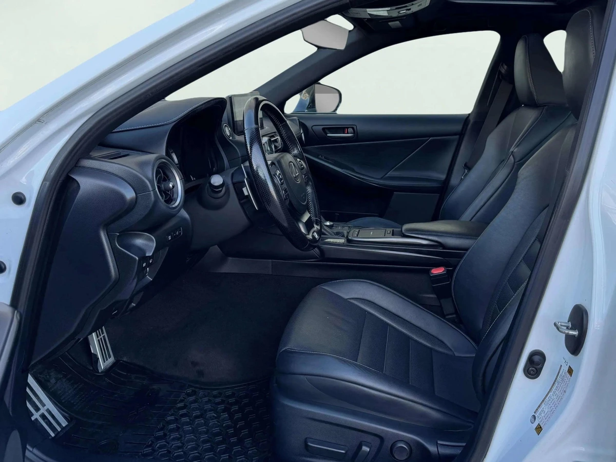 Lexus IS 350 3.5 V6 AWD / F-Sport / PANO | Mobile.bg — изображение 5