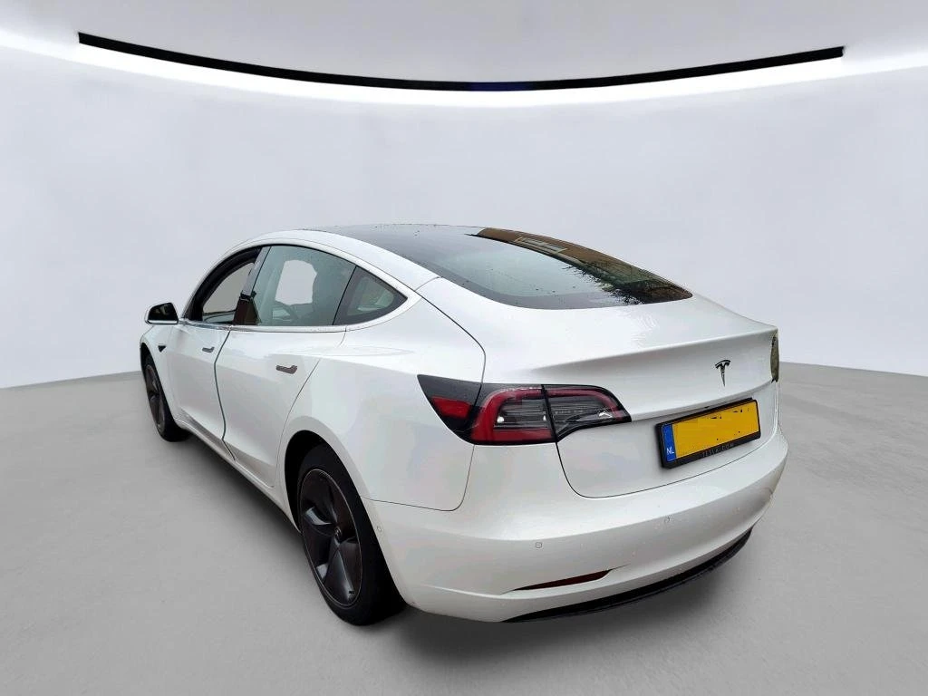 Tesla Model 3 Standard Range Plus - изображение 4