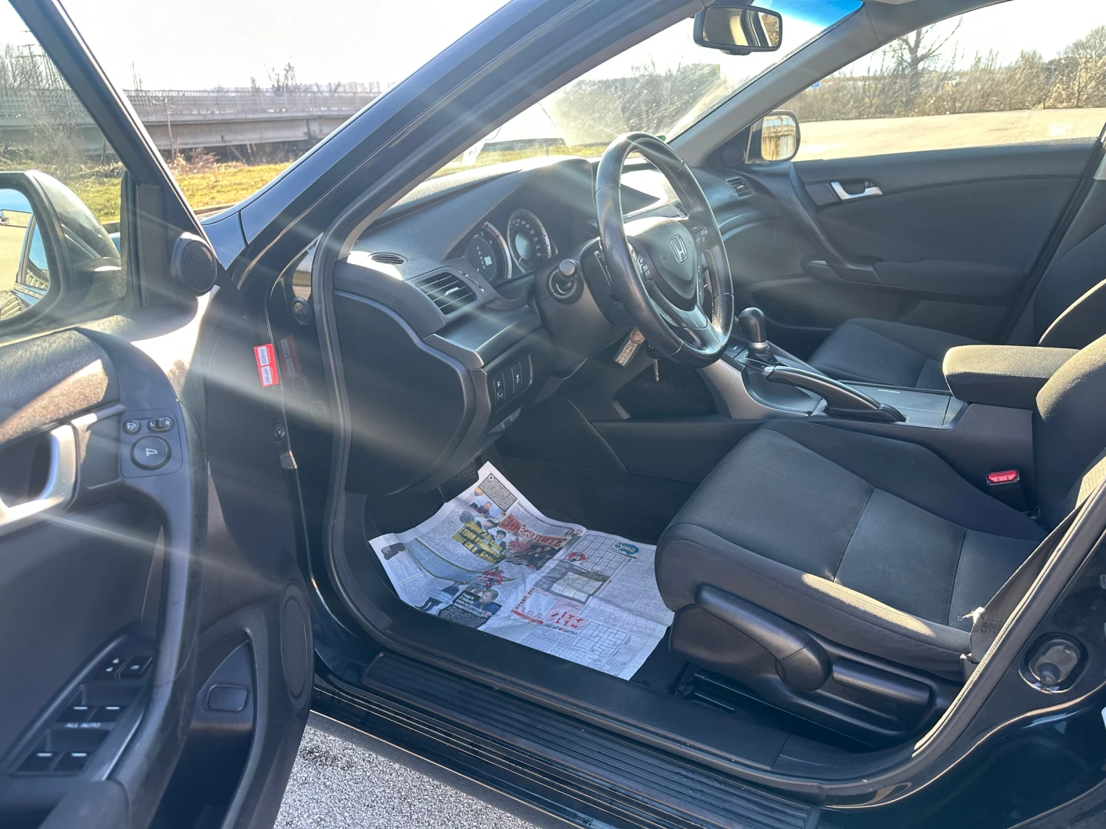 Honda Accord 2.2-FACE-AUTOMAT-FULL-SERVICE-БЕЗ-РЪЖДА-1Г-ГАРАНЦИ - изображение 8