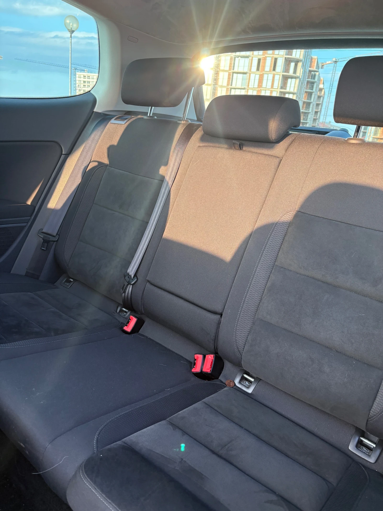 VW Golf, снимка 8 - Автомобили и джипове - 53737613