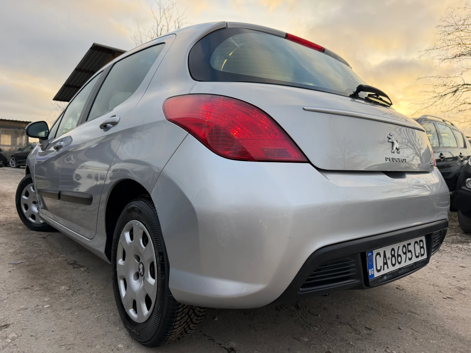 Peugeot 308 1.6HDI Г.О. АВТОКАСКО ОБСЛУЖЕН , снимка 4 - Автомобили и джипове - 53801981