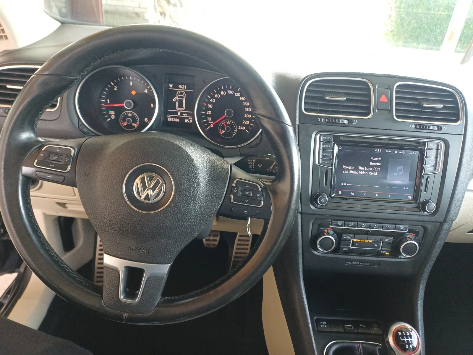 VW Golf, снимка 10 - Автомобили и джипове - 54126491
