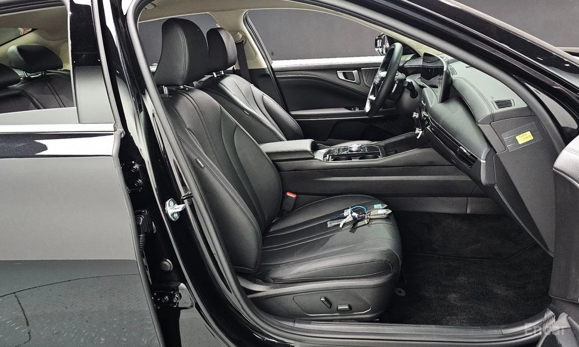Kia K8, снимка 10 - Автомобили и джипове - 54768104