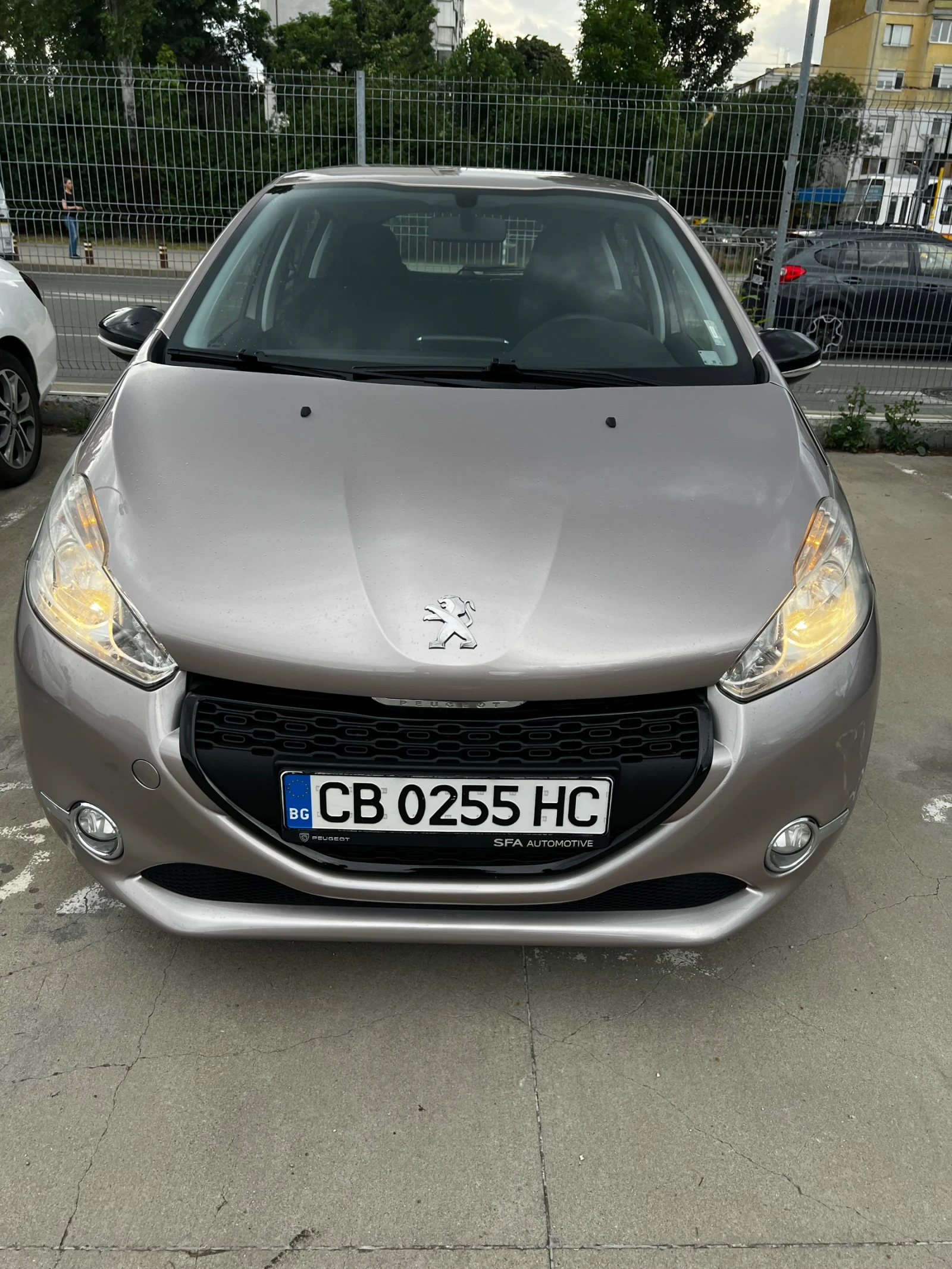 Peugeot 208, снимка 2 - Автомобили и джипове - 55084801