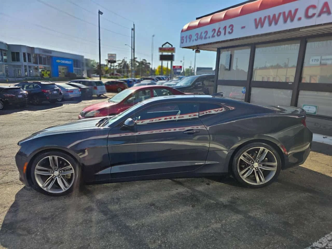 Chevrolet Camaro * 1LS MANUAL | RS | Backup Camera * CARFAX * ЦЕНА , снимка 2 - Автомобили и джипове - 55184502