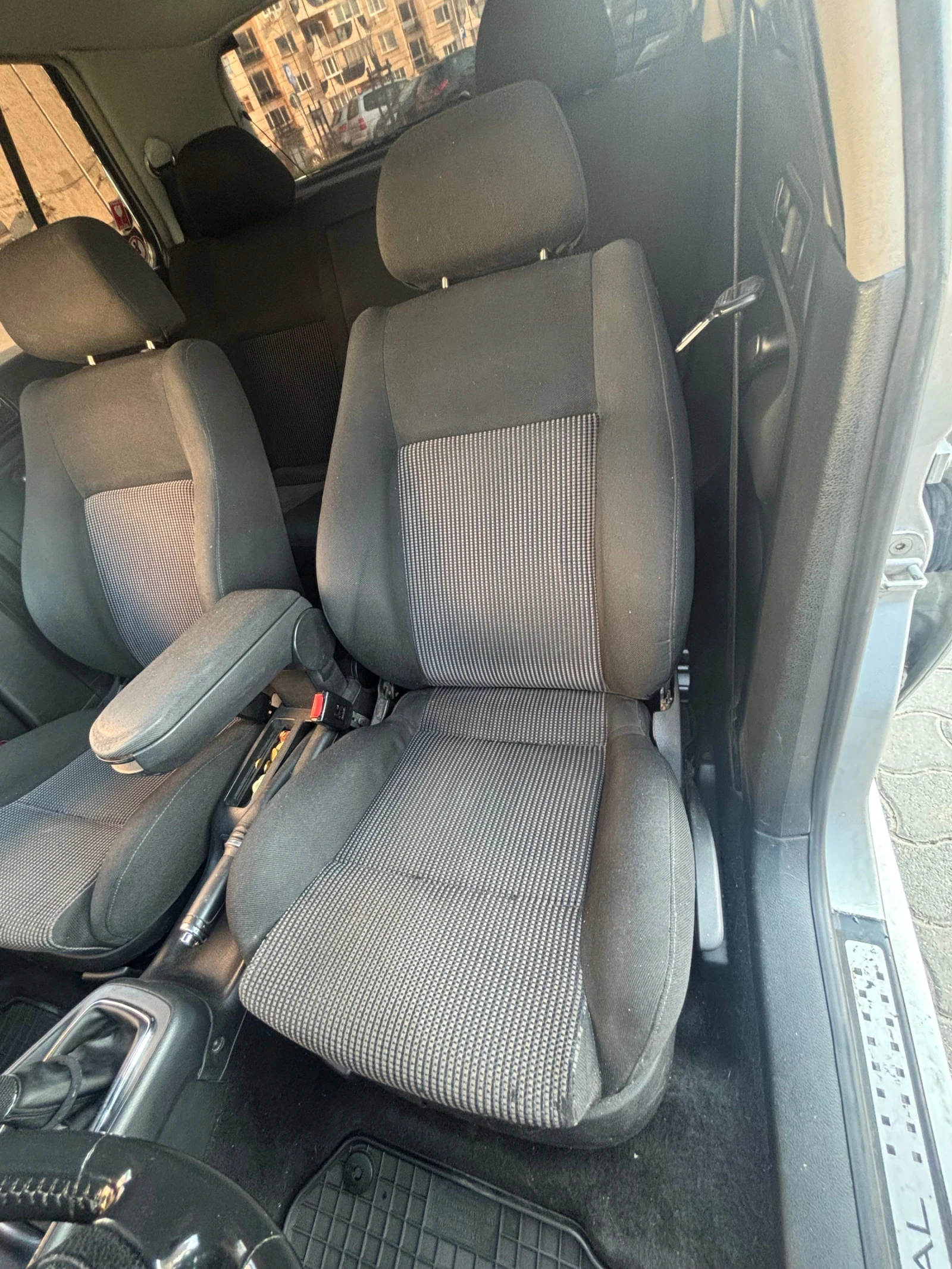 VW Golf 1.9 131 ASZ, снимка 10 - Автомобили и джипове - 55623489