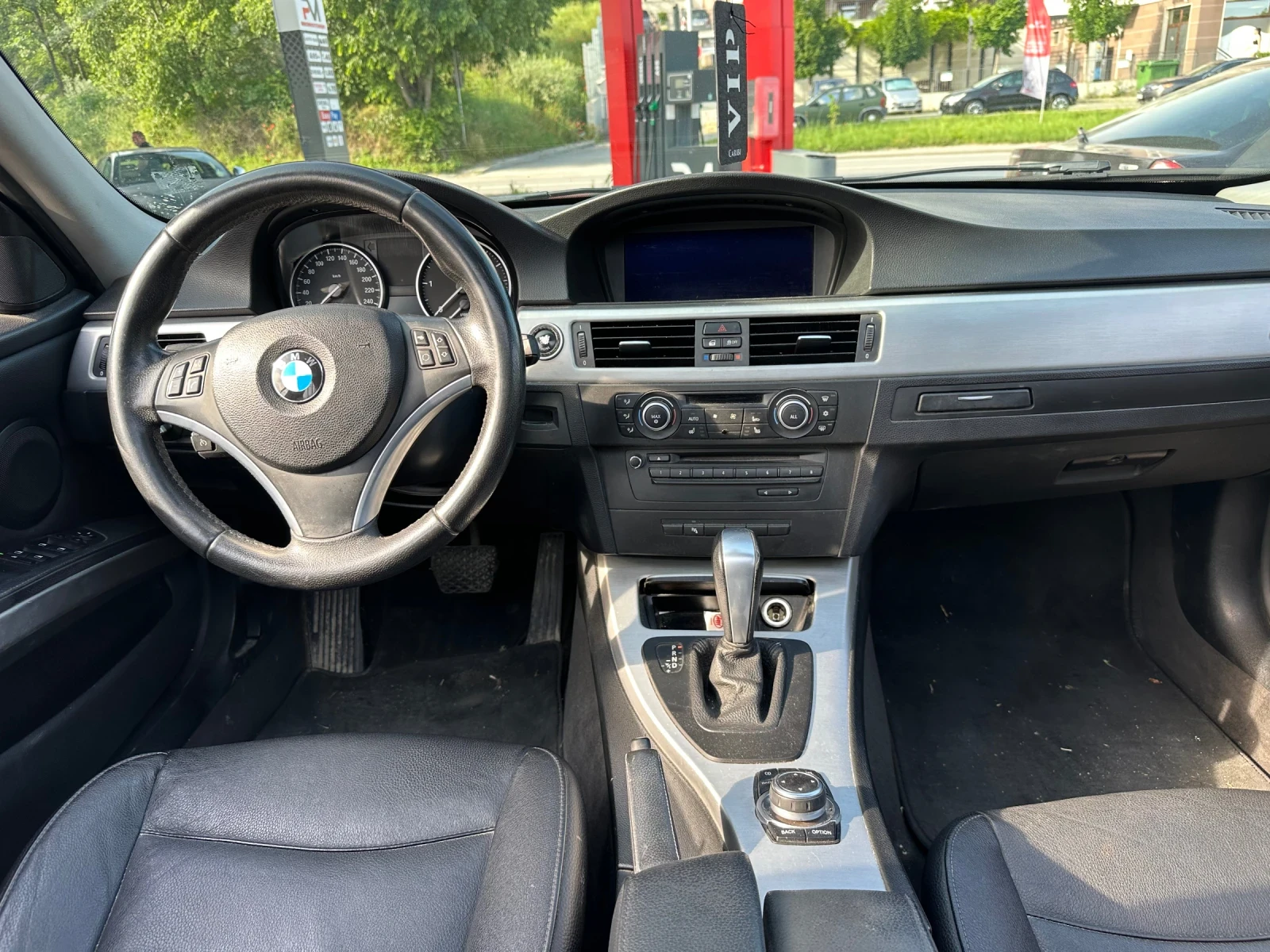 BMW 320 BMW 320d E91, снимка 15 - Автомобили и джипове - 55772033