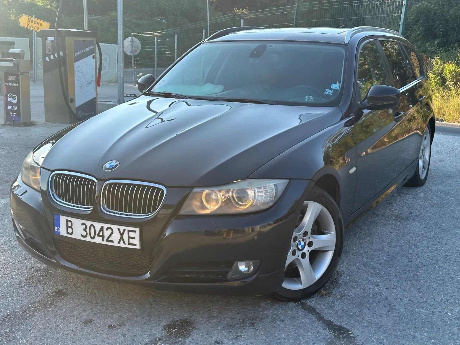 BMW 320 BMW 320d E91, снимка 2 - Автомобили и джипове - 55772033