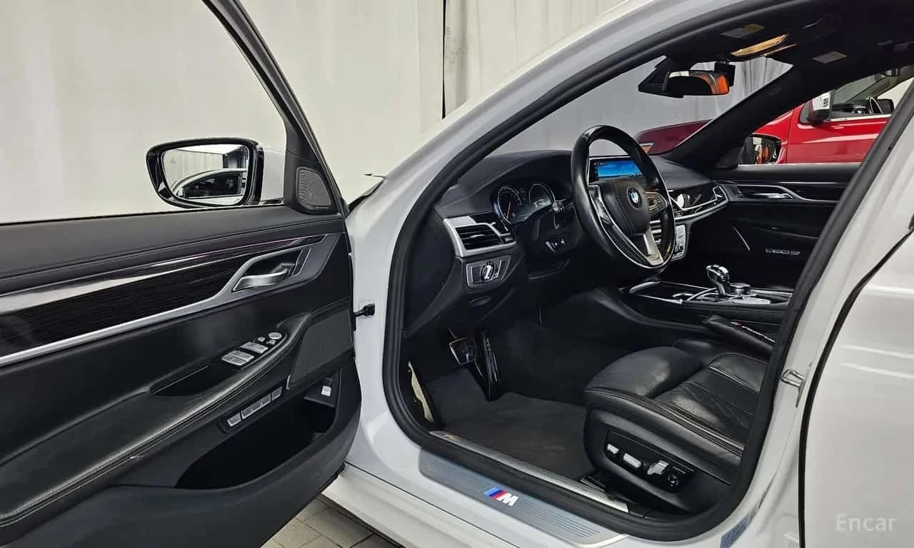 BMW 730 Ld xDrive M Sport | АВТОФИНАНСИРАНЕ, снимка 10 - Автомобили и джипове - 56167415