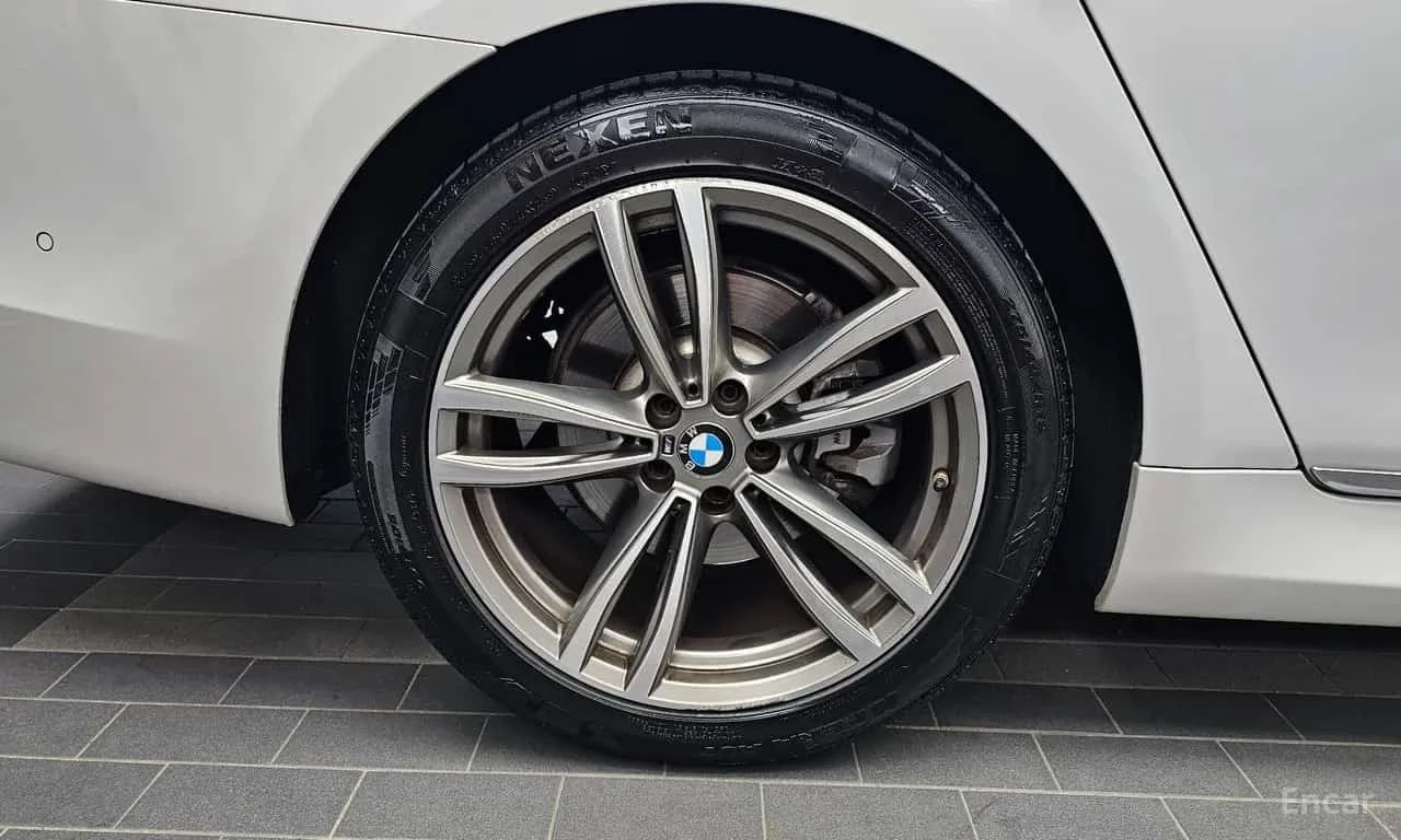 BMW 730 Ld xDrive M Sport | АВТОФИНАНСИРАНЕ, снимка 5 - Автомобили и джипове - 56167415