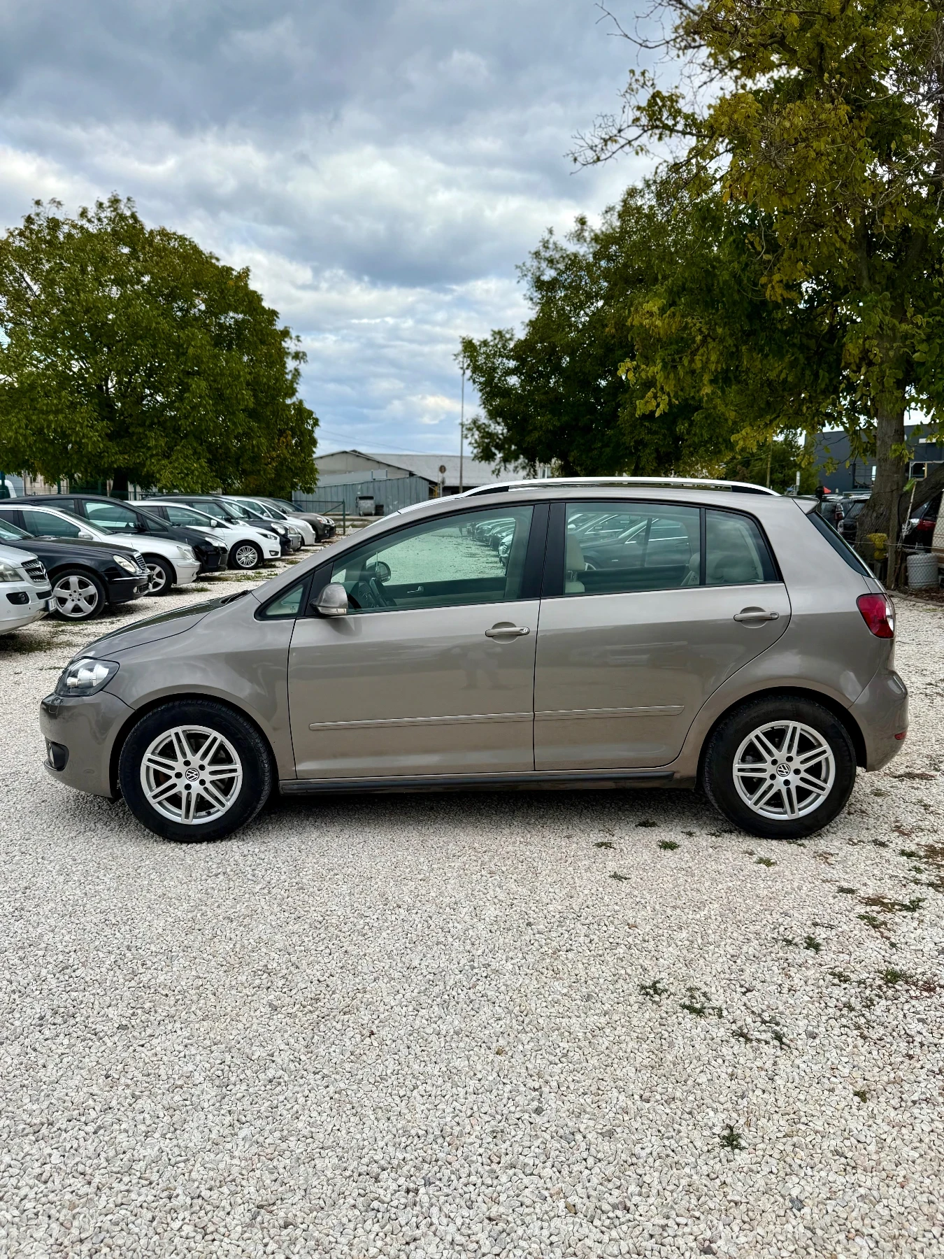 VW Golf Plus VW Golf Plus 6 2.0tdi, снимка 9 - Автомобили и джипове - 56314112