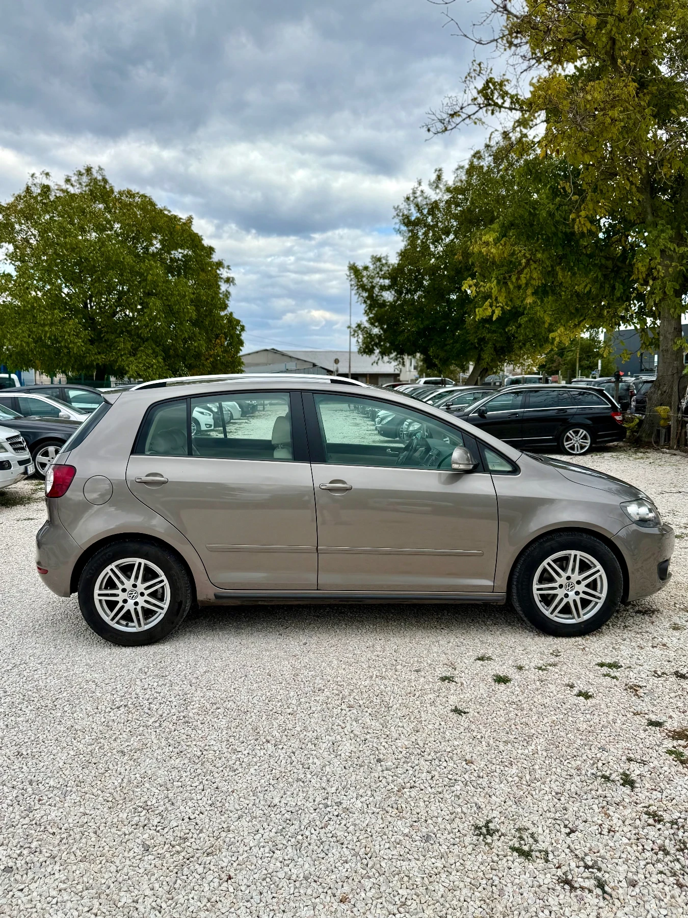 VW Golf Plus VW Golf Plus 6 2.0tdi, снимка 8 - Автомобили и джипове - 56314112