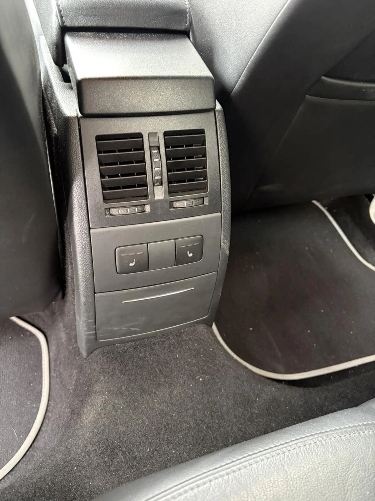 Skoda Octavia 2.0 TSI RS, снимка 14 - Автомобили и джипове - 56426676
