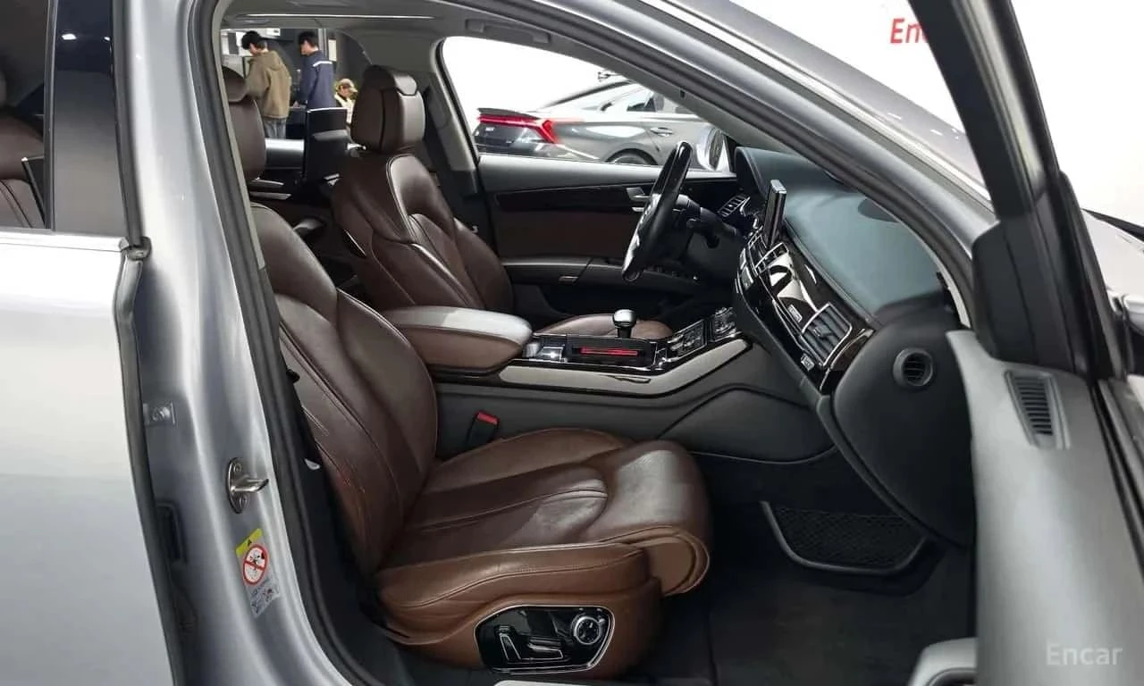 Audi A8, снимка 12 - Автомобили и джипове - 56723577