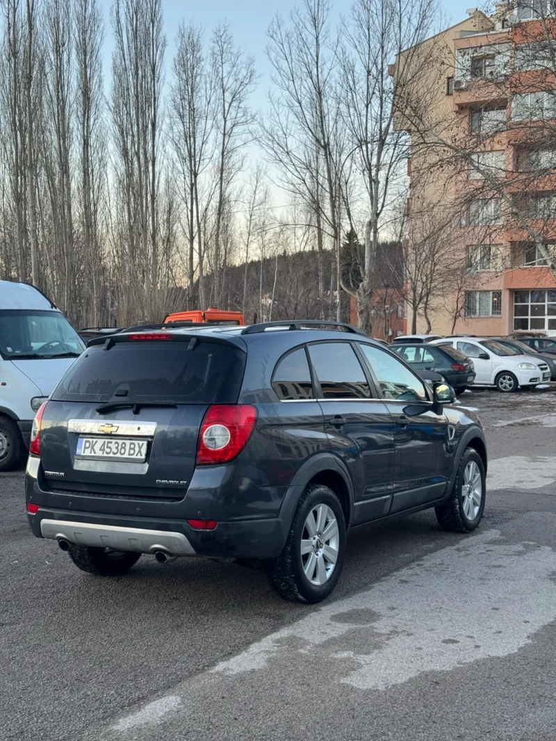 Chevrolet Captiva, снимка 5 - Автомобили и джипове - 49087112