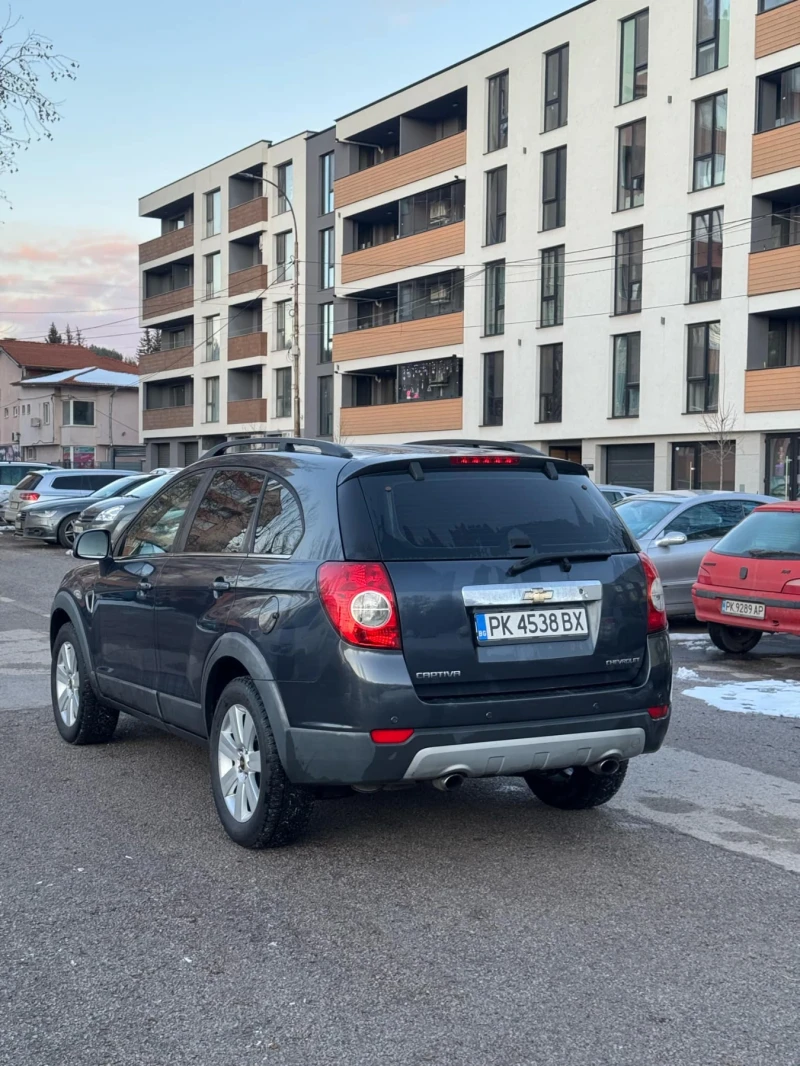 Chevrolet Captiva, снимка 3 - Автомобили и джипове - 48575358