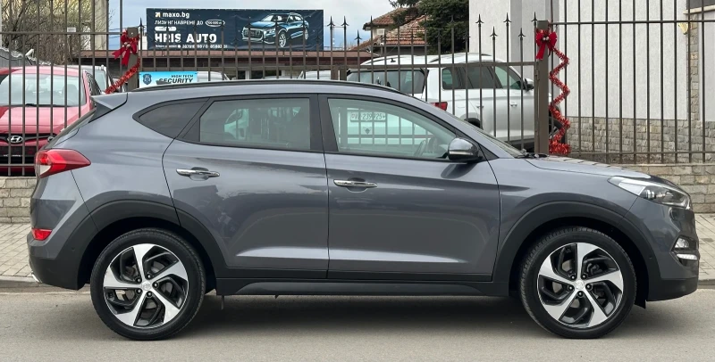 Hyundai Tucson 2.0CRDI 4WD EDITION, Панорама, Кожа, нов внос Швей, снимка 2 - Автомобили и джипове - 49540241