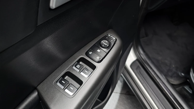 Kia Sportage 2.0 4WD PRESTIGE autogeorge.com, снимка 16 - Автомобили и джипове - 52176656