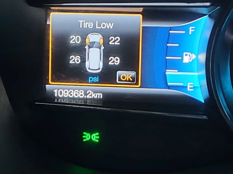 Ford Explorer * XLT * CARFAX * БЕЗ ПЪРВОНАЧАЛНА ВНОСКА, снимка 16 - Автомобили и джипове - 52964824