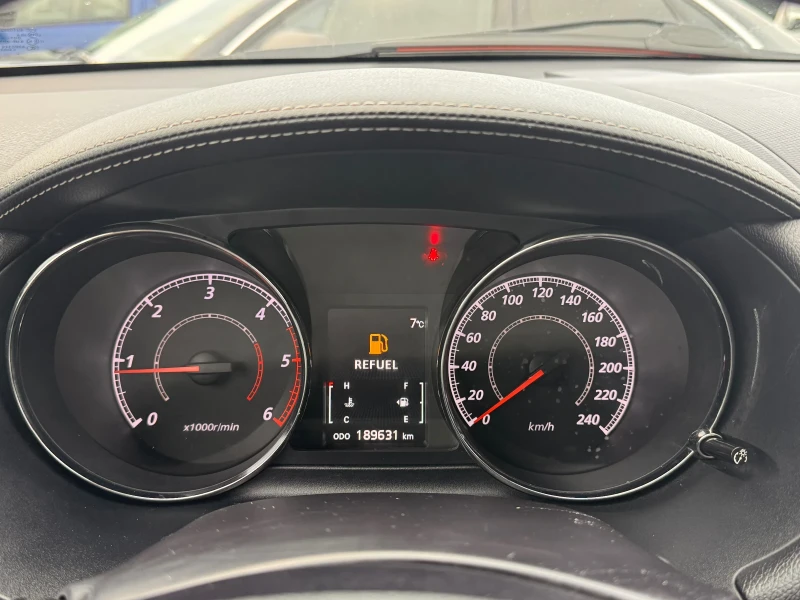 Peugeot 4007 2.2HDI ИТАЛИЯ 4х4 6+ 1 КОЖА НАВИ, снимка 16 - Автомобили и джипове - 53115136