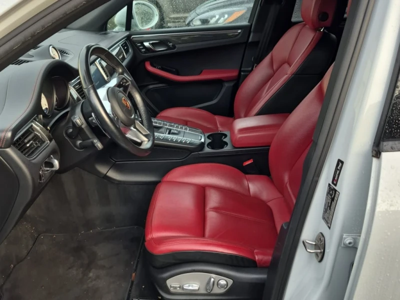 Porsche Macan GTS * CARFAX * ПАНОРАМА* ПОДГРЕВИ* , снимка 6 - Автомобили и джипове - 53264077